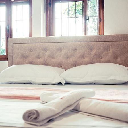 Guesthouse Arber Gjirokaster Bagian luar foto